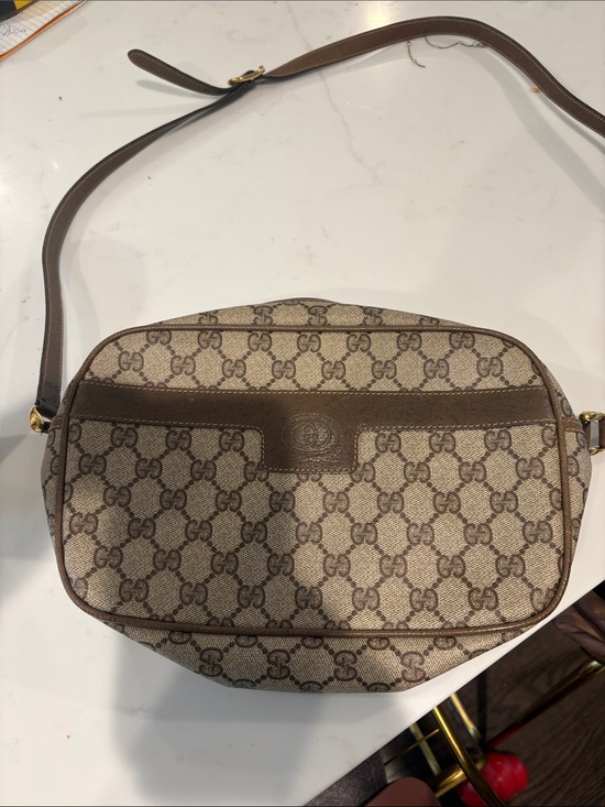 Gucci Handbags - Vintage Gucci Beige and Brown GG Supreme Crossbody Bag